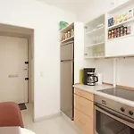 Family - Central - Sea - Luxury